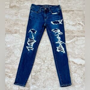 American Eagle Next Level Stretch Distressed Skinny Jeans – Size 4 Short
